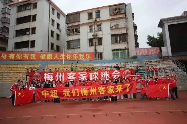 比基尼模特的现场秀